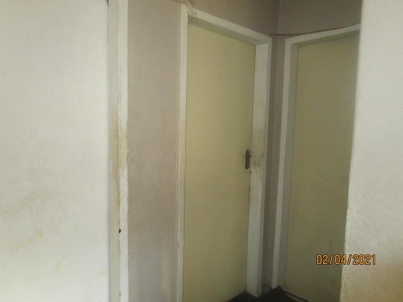 2 Bedroom Property for Sale in Bellville Central Western Cape